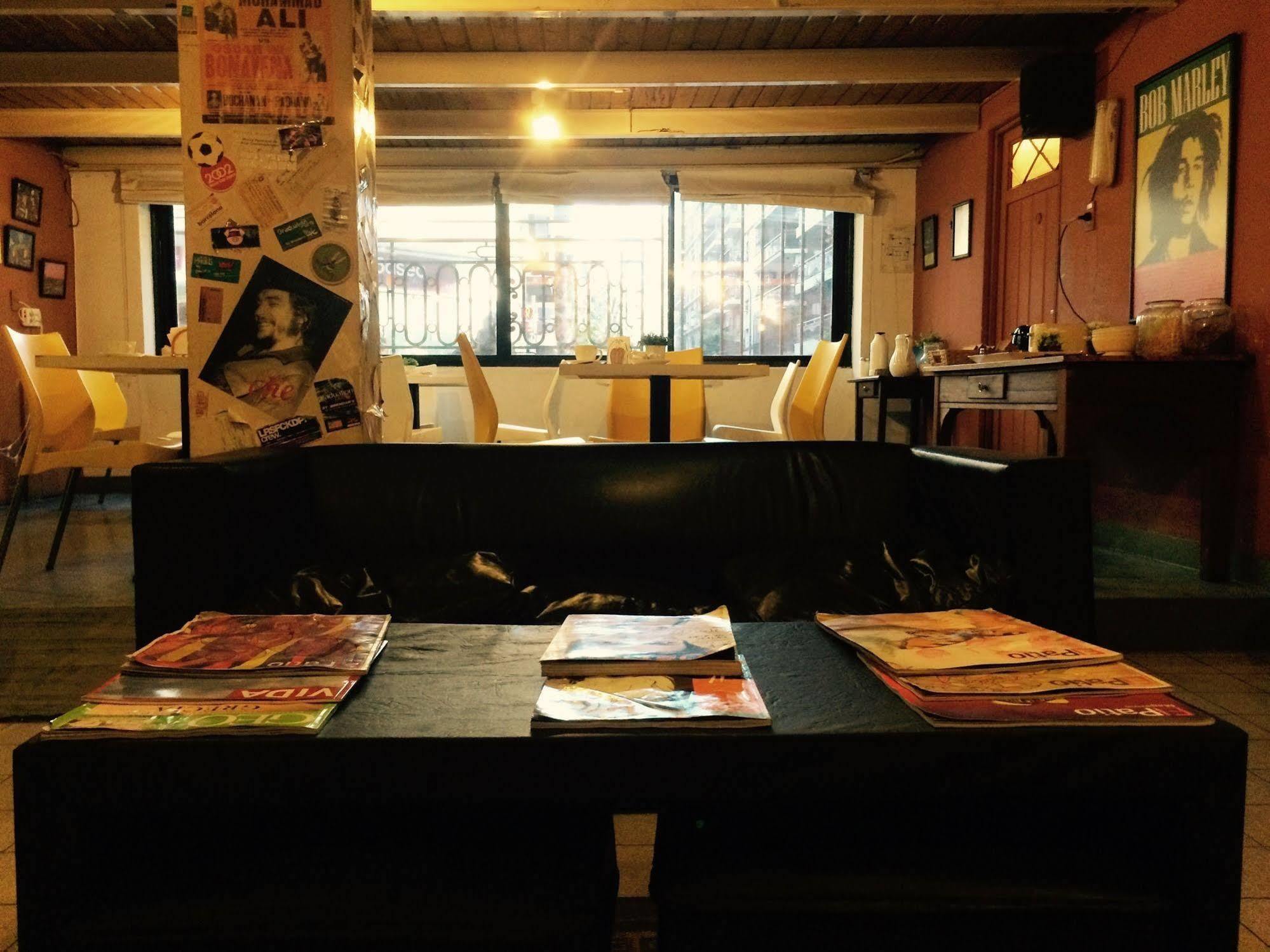 Petit Recoleta Hostel Buenos Aires Zewnętrze zdjęcie