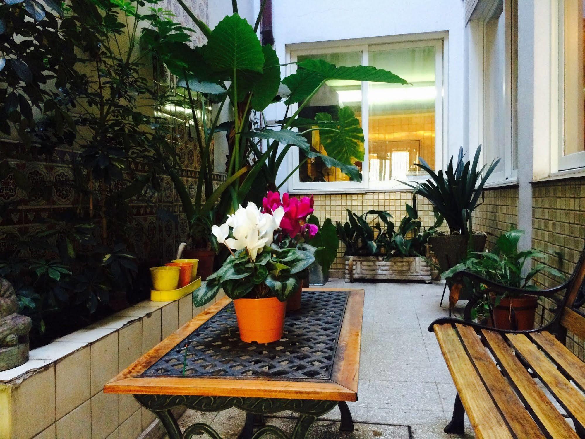 Petit Recoleta Hostel Buenos Aires Zewnętrze zdjęcie
