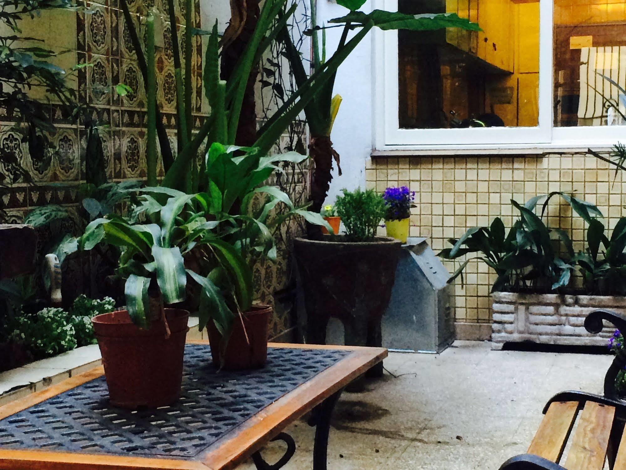 Petit Recoleta Hostel Buenos Aires Zewnętrze zdjęcie