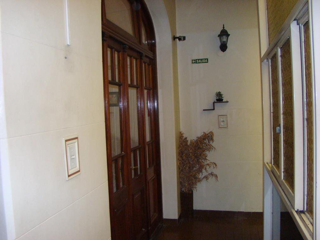 Petit Recoleta Hostel Buenos Aires Zewnętrze zdjęcie